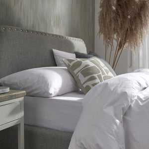 Plain_dye_white_bedinen